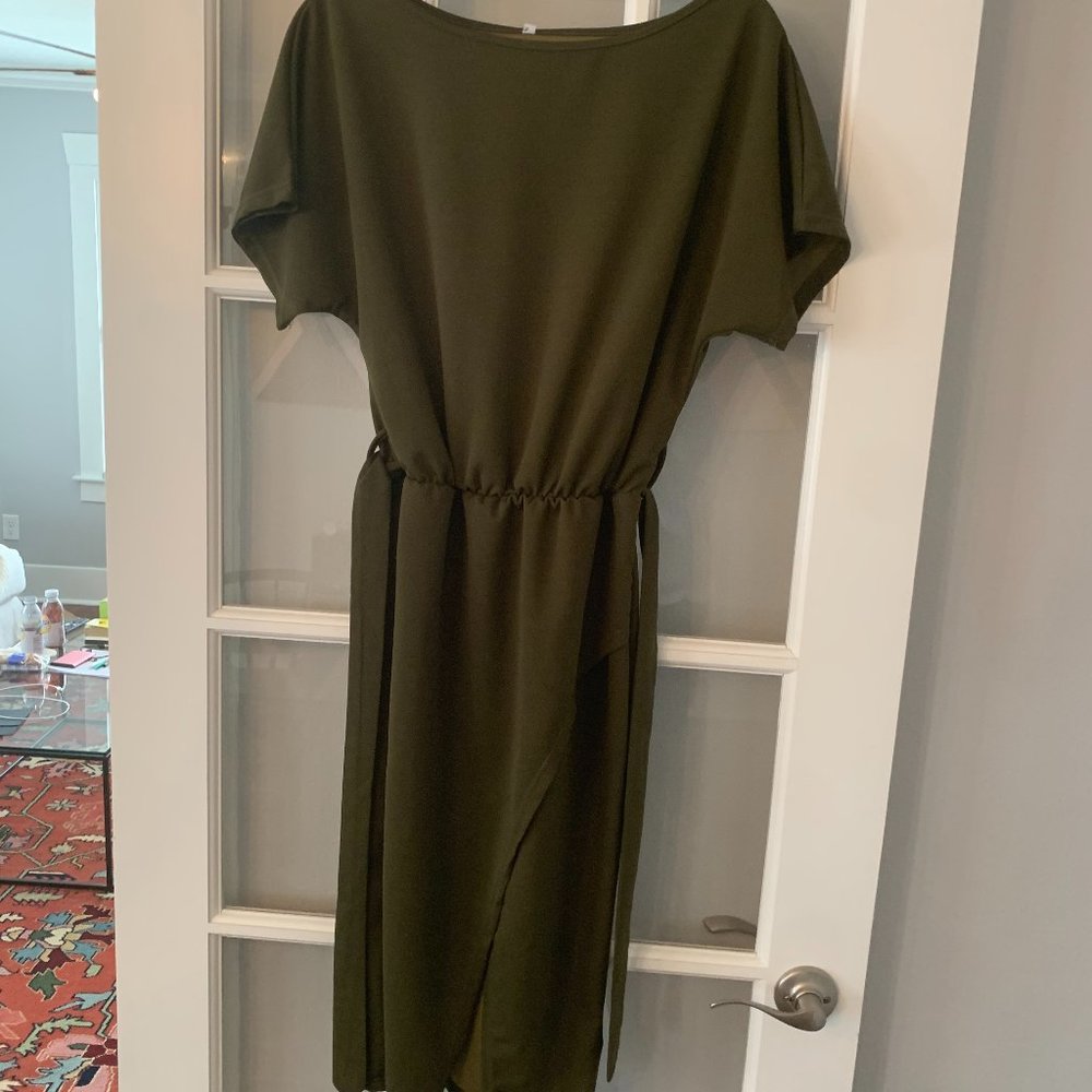 Green spring dress; new with tags